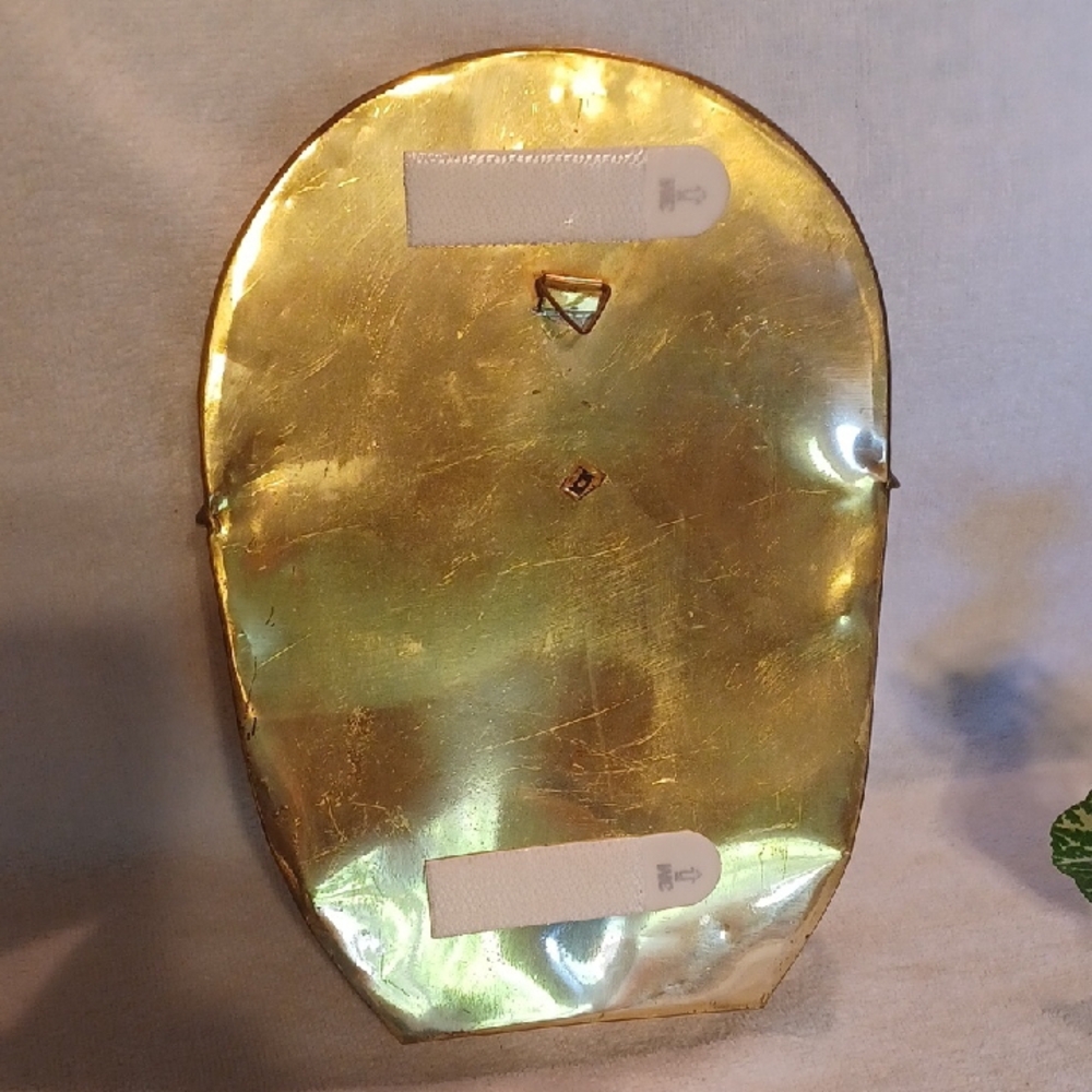 Gold Planter with Green Foliage Home Interior Wall Planter Copper - Picture 2 of 6
